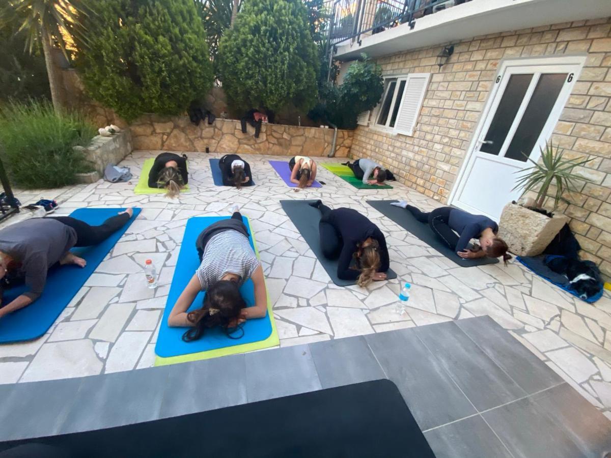 Guesthouse Dvoshko Hvar Zewnętrze zdjęcie