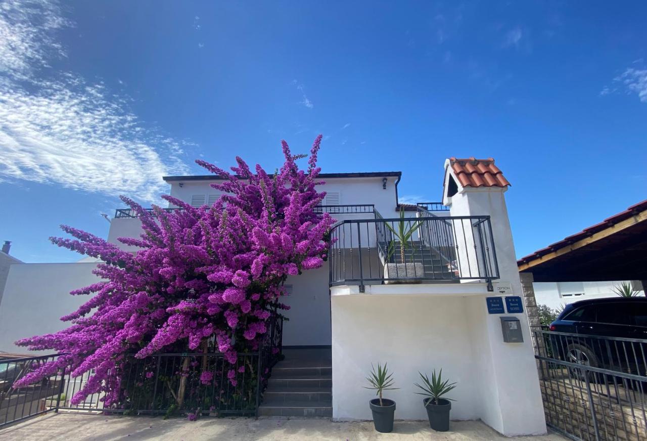 Guesthouse Dvoshko Hvar Zewnętrze zdjęcie