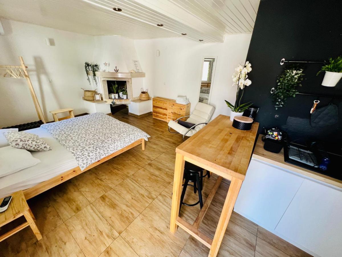 Guesthouse Dvoshko Hvar Zewnętrze zdjęcie